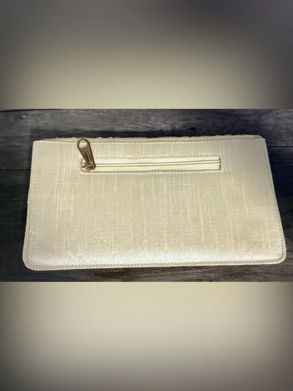 Vintage Gold Embroidered Women's Clutch Wallet - Elegant Gold Floral Design